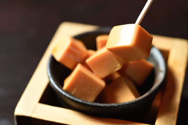 チーズの醤油漬